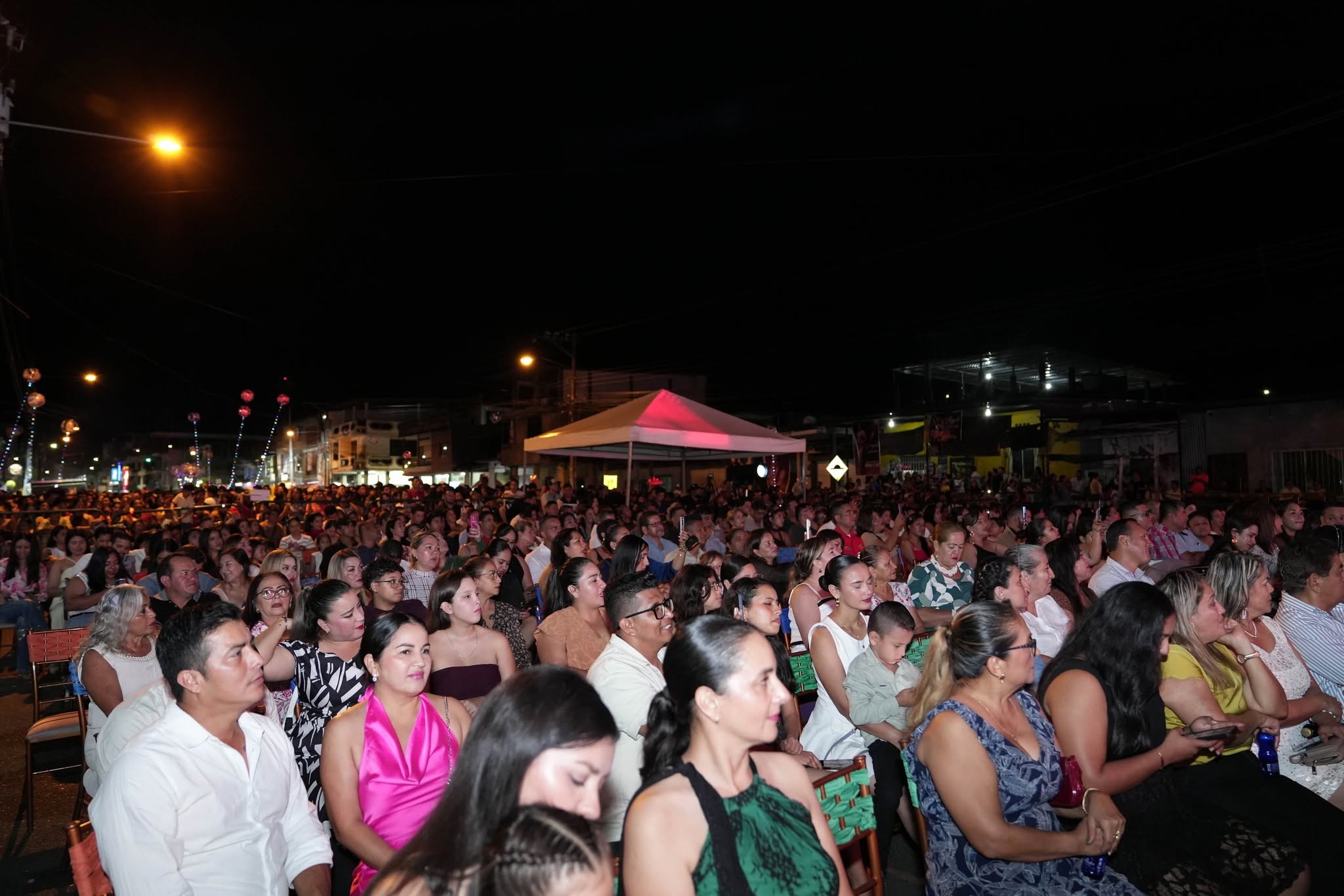 Noche de Elección Reyna de BUENA FE - Dukers Group 17