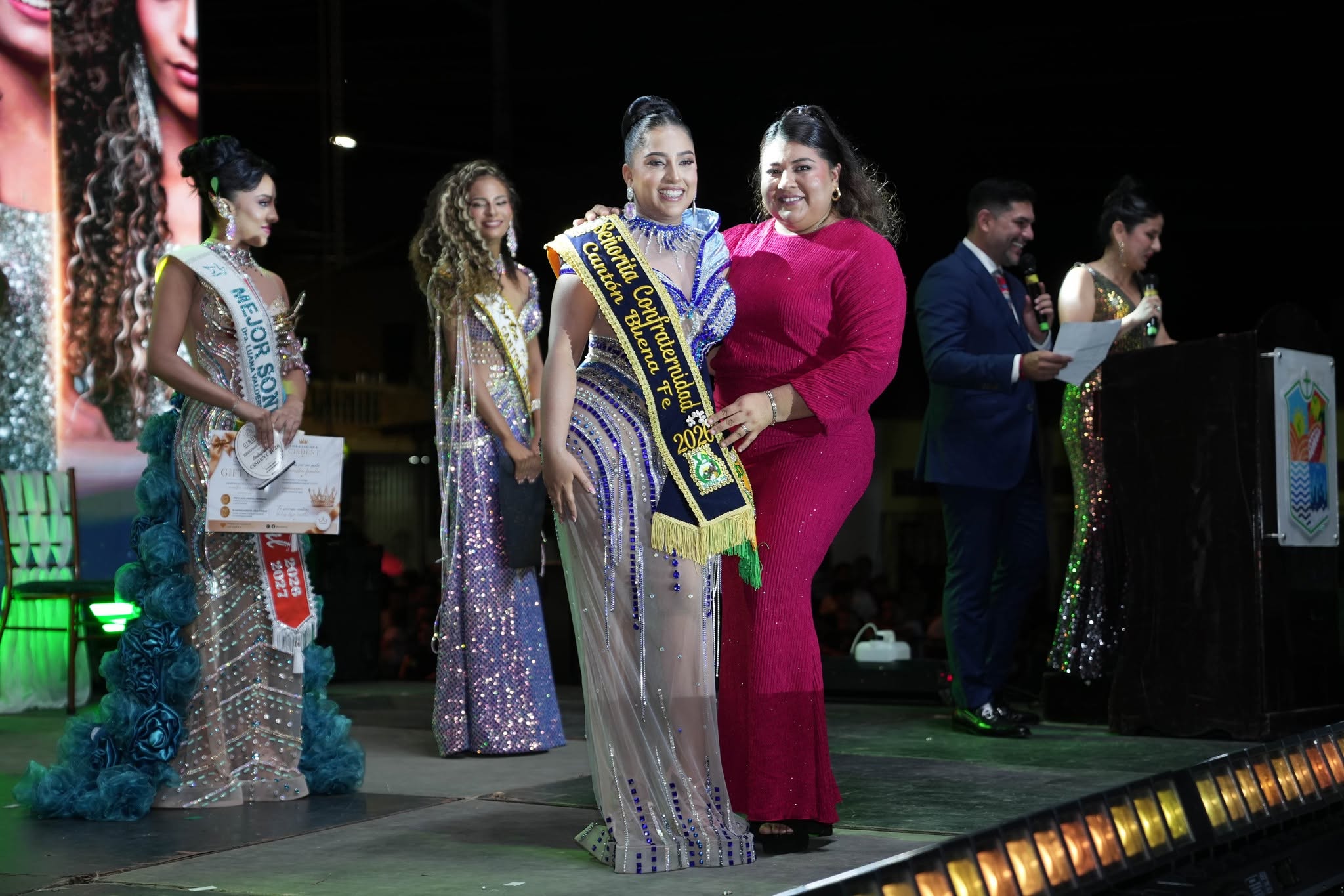 Noche de Elección Reyna de BUENA FE - Dukers Group 32