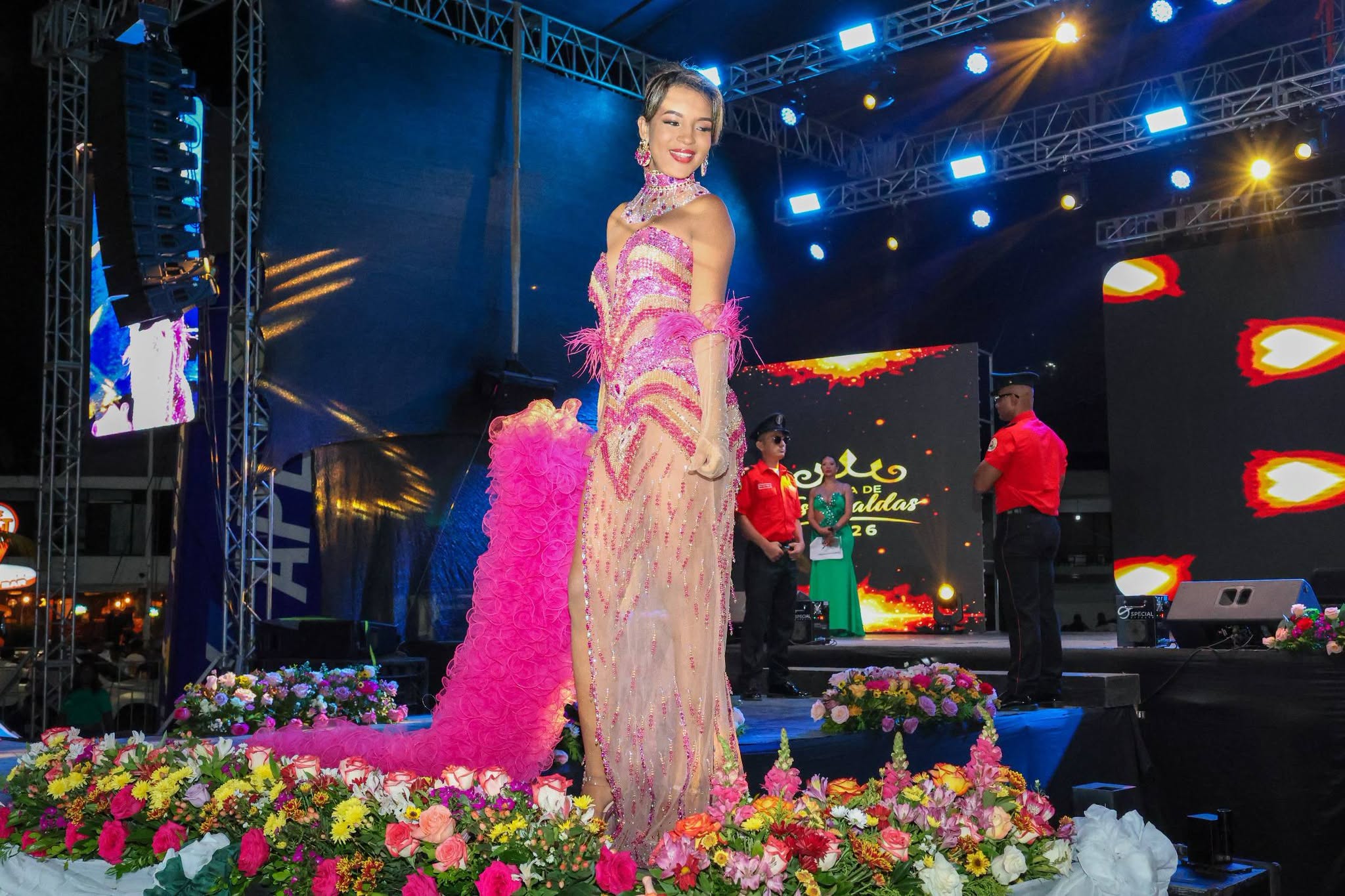 Noche de Gala Final Reina de Esmeraldas 2026 Dukers Group 15
