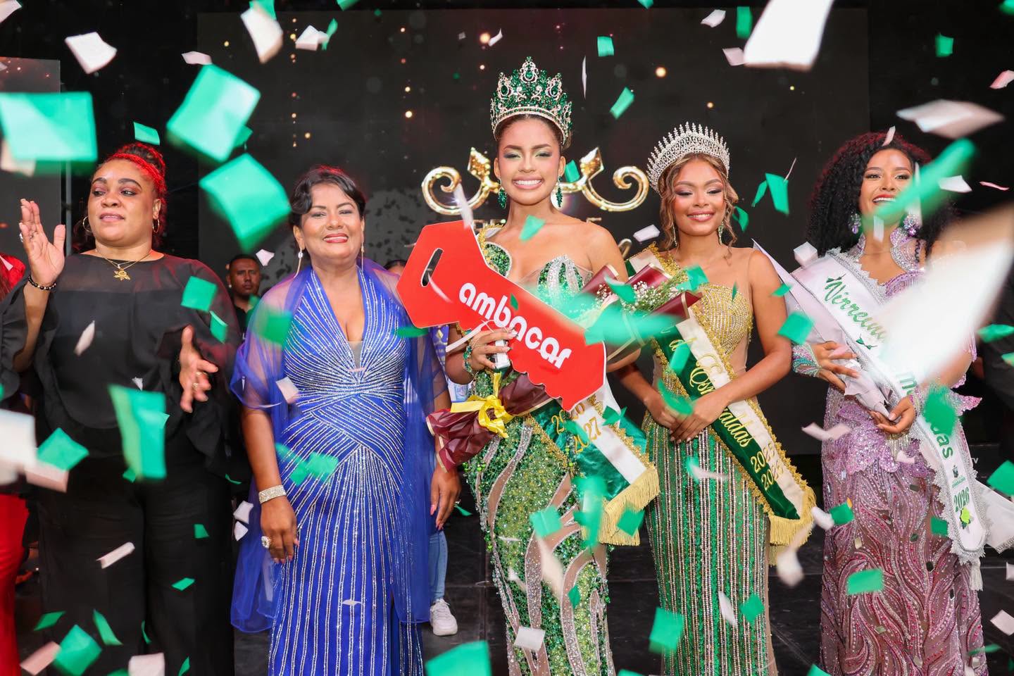 Noche de Gala Final Reina de Esmeraldas 2026 Dukers Group 6